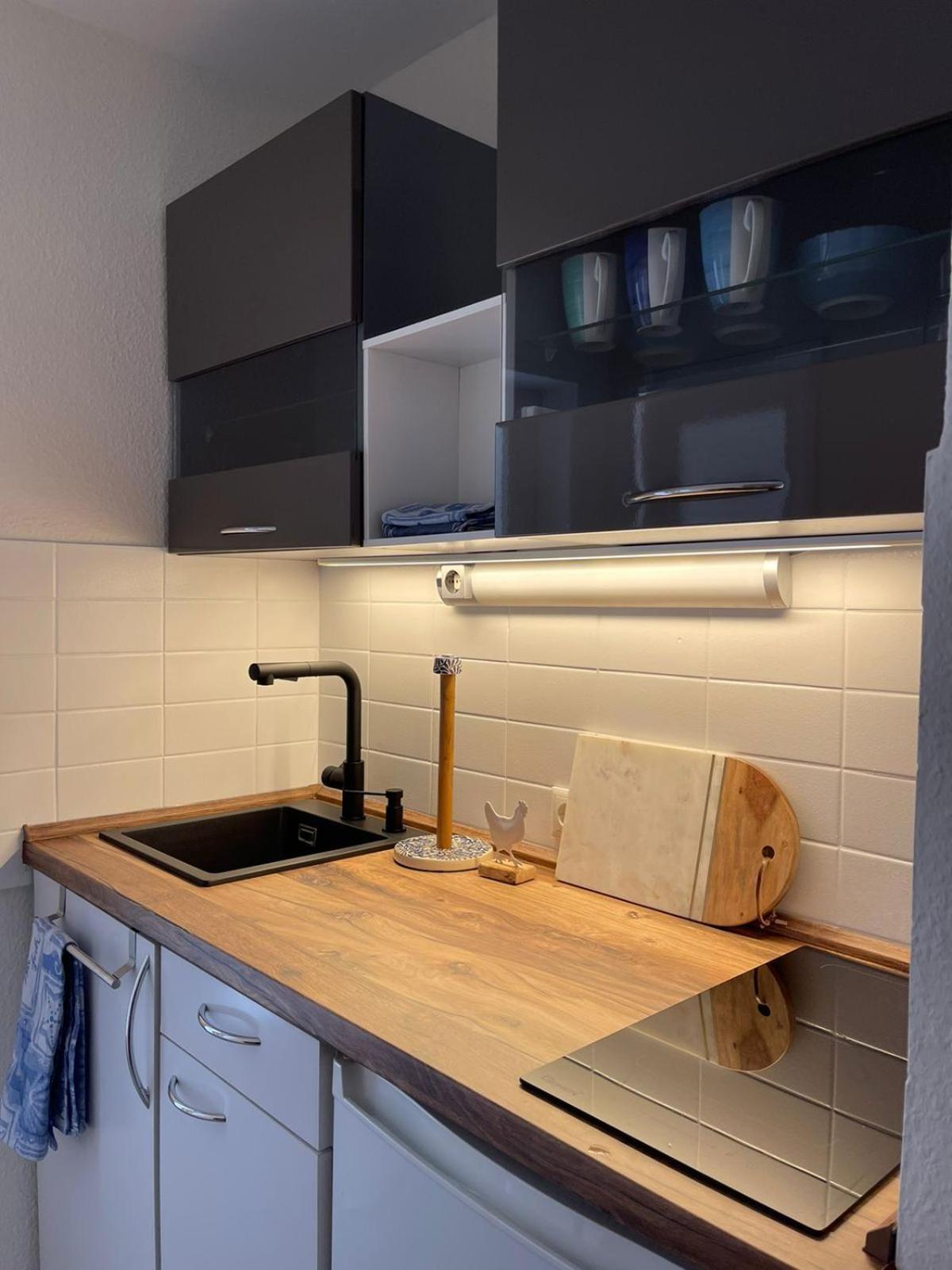 Ferienwohnung Strandoase Inklusive Terrasse Und Parkplatz - Sonnenseite Scharbeutz Luaran gambar